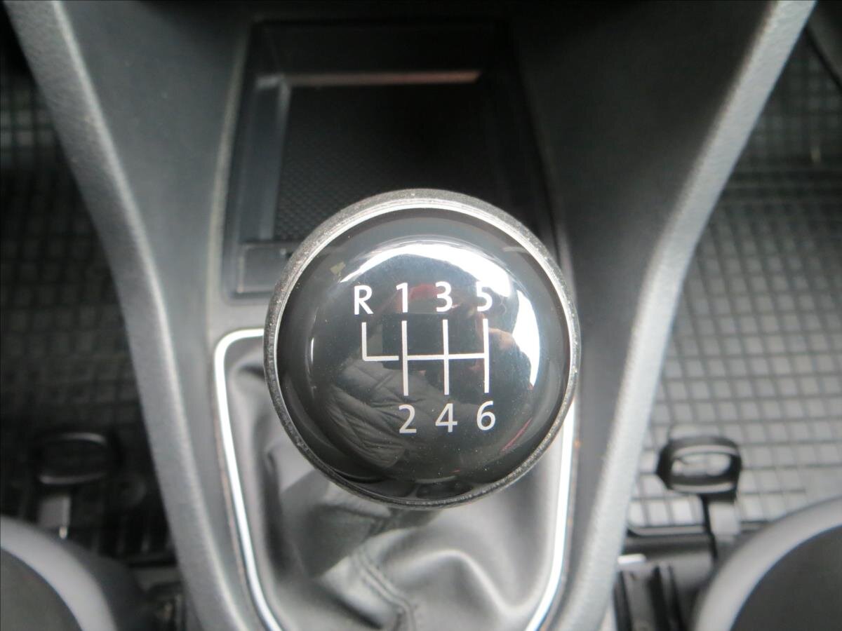 Volkswagen Caddy Skříň 1,4 l 81 kw
