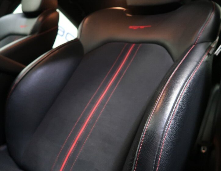 KIA ProCeed Kombi 1,6 l 150 kw