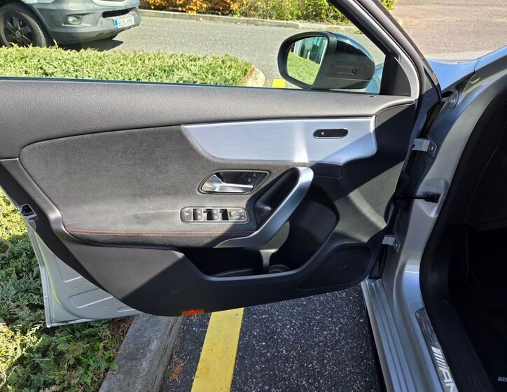 Mercedes-Benz Třídy A 10