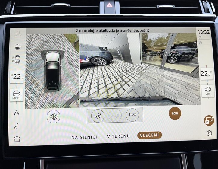 Land Rover Range Rover Velar SUV / Terénní 2,0 l 150 kw