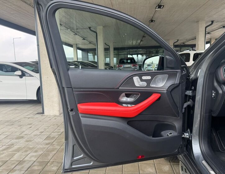 Mercedes-Benz GLE SUV 3,0 l 320 kw