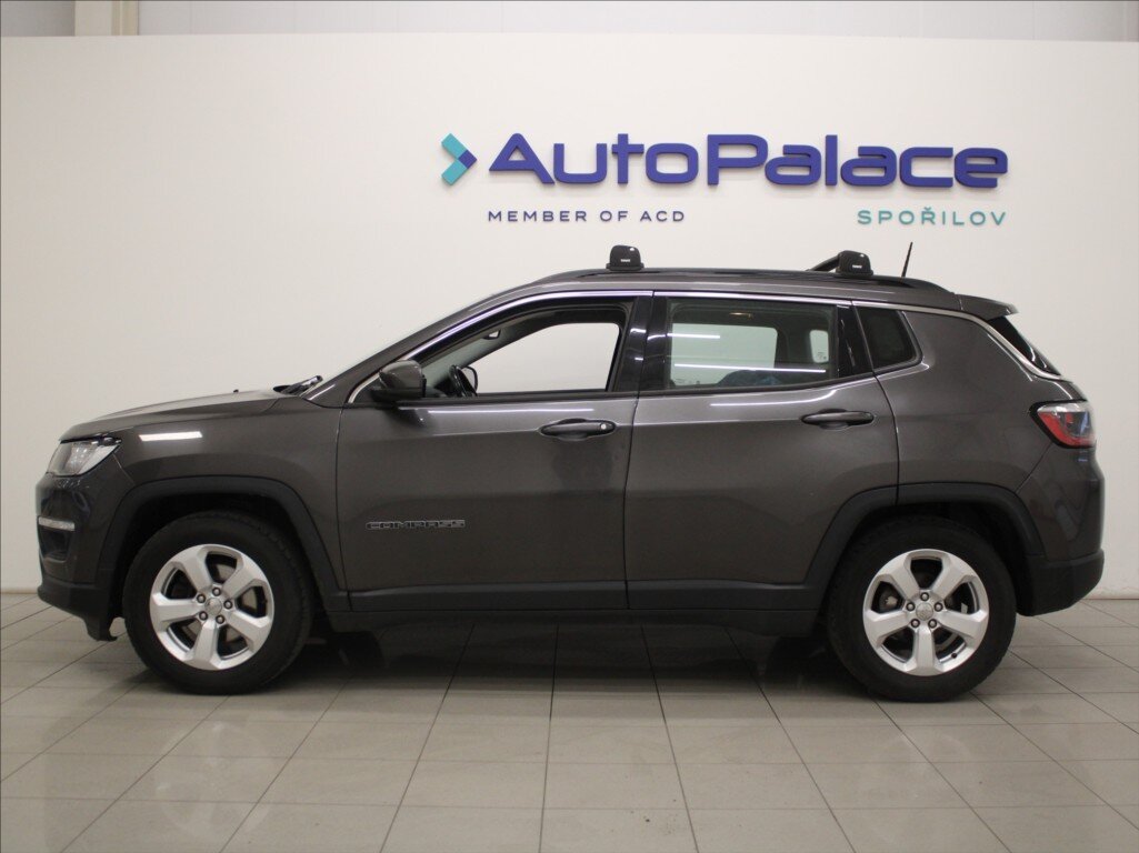 Jeep Compass SUV / Terénní 1,6 l 88 kw