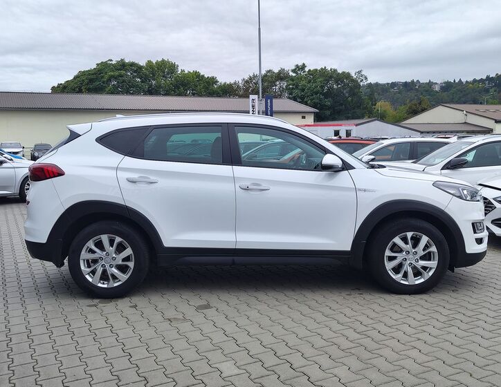 Hyundai Tucson 4