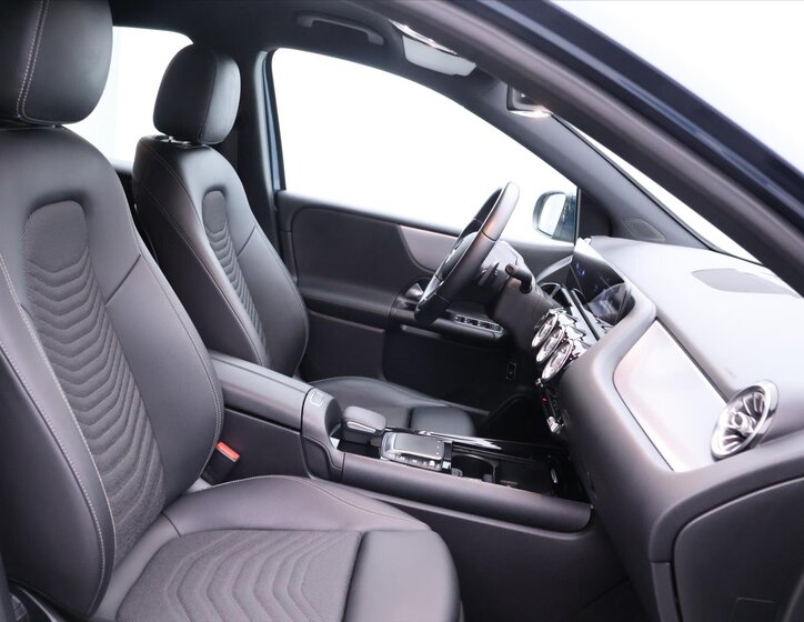 Mercedes-Benz Třídy B Hatchback 2,0 l 110 kw