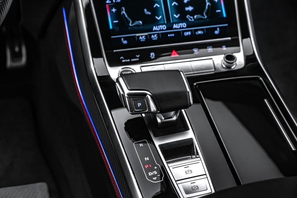 Audi Q8 SUV / Terénní 3,0 l 210 kw