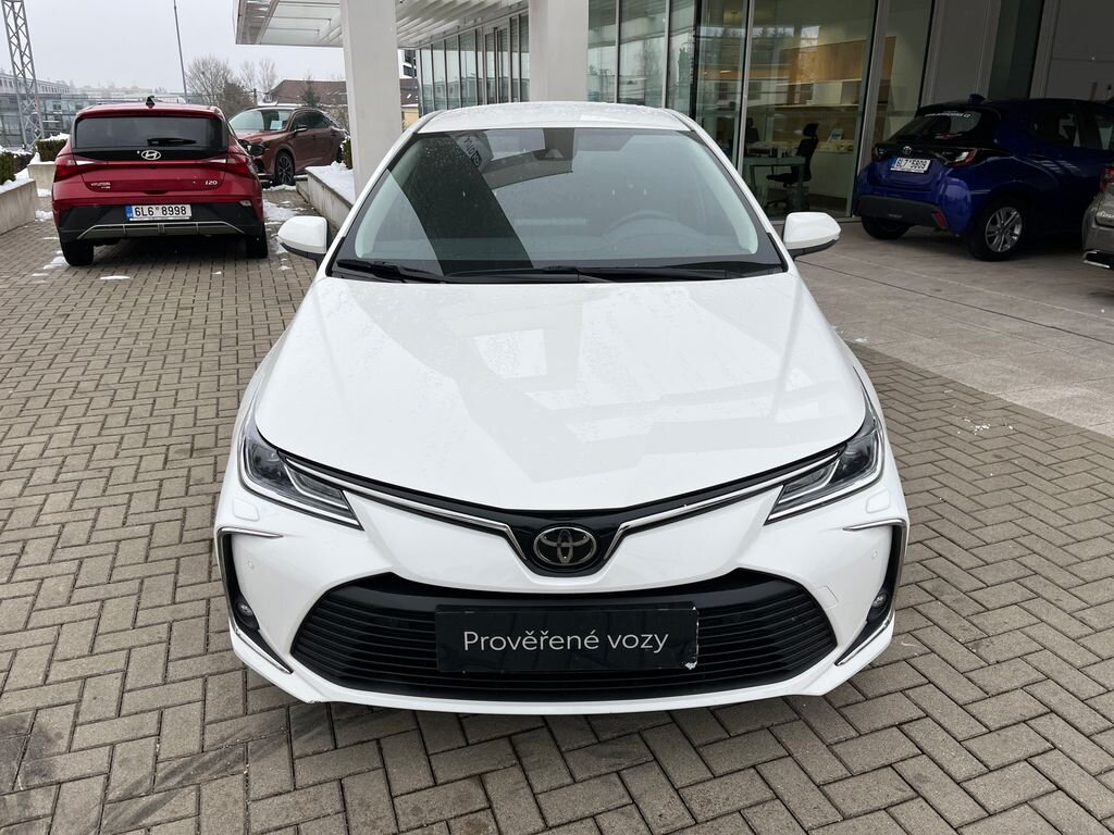 Toyota Corolla Sedan 1,5 l 92 kw