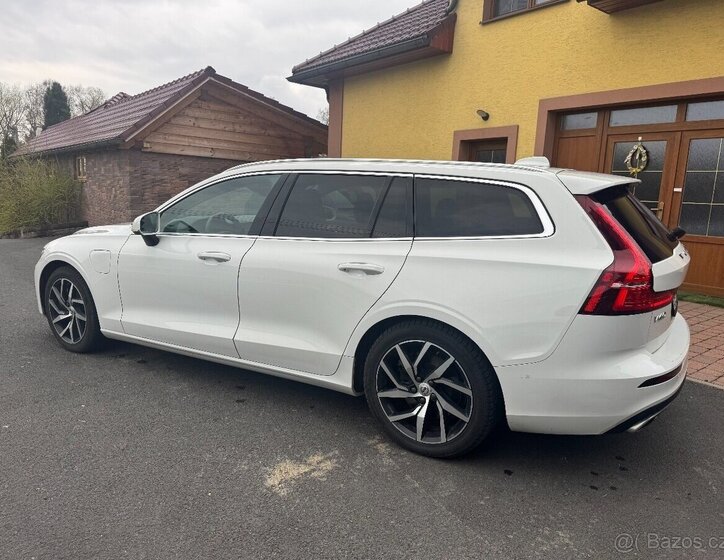 Volvo V60 Kombi 0,0 257 kw