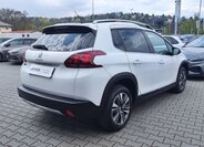 Peugeot 2008 SUV / Terénní 1,2 l 81 kw