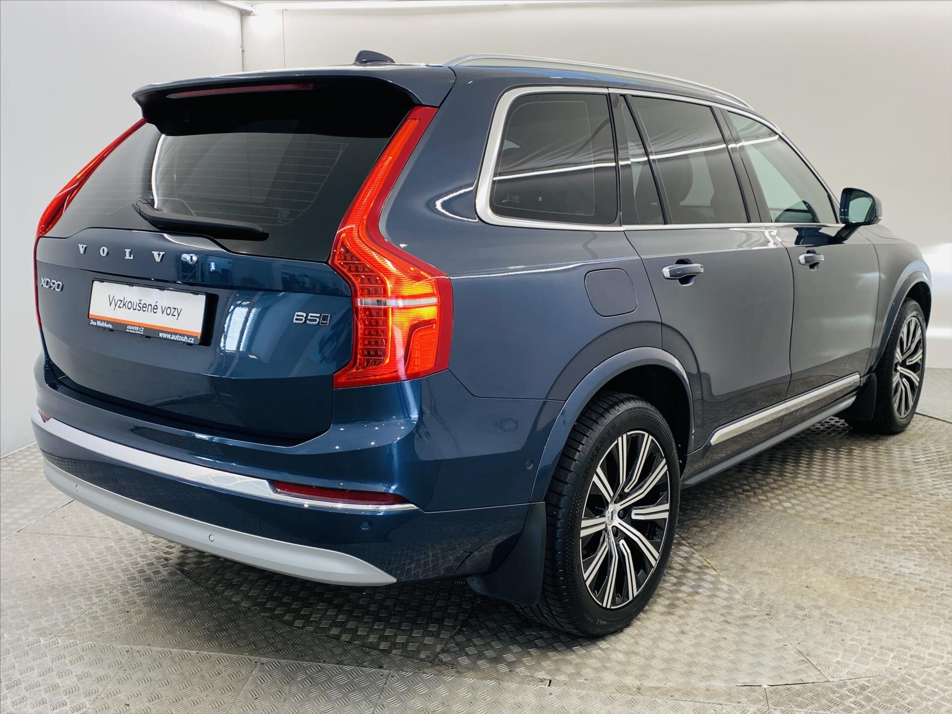 Volvo XC90 SUV / Terénní 2,0 l 173 kw