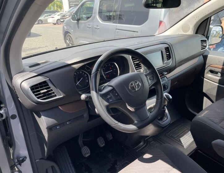 Toyota ProAce Verso 26