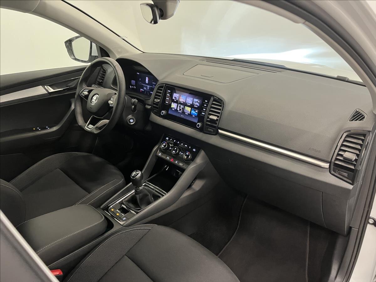 Škoda Karoq SUV / Terénní 1,5 l 110 kw