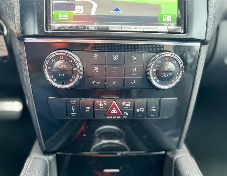 Mercedes-Benz Třídy M SUV 3,0 l 165 kw