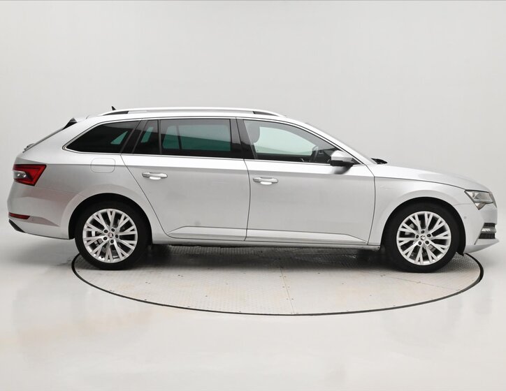 Škoda Superb Kombi 1,4 l 115 kw