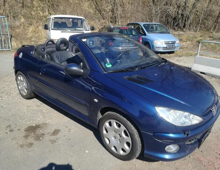 Peugeot 206 23