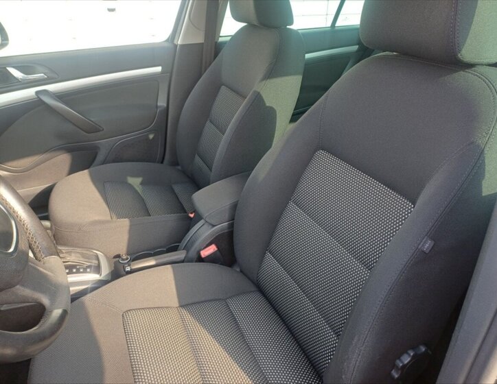 Škoda Octavia Kombi 2,0 l 103 kw