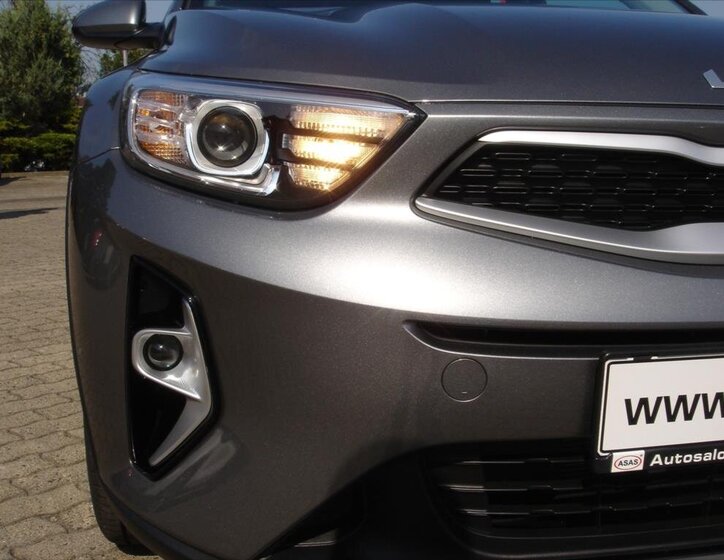 KIA Stonic SUV / Terénní 1,2 l 58 kw