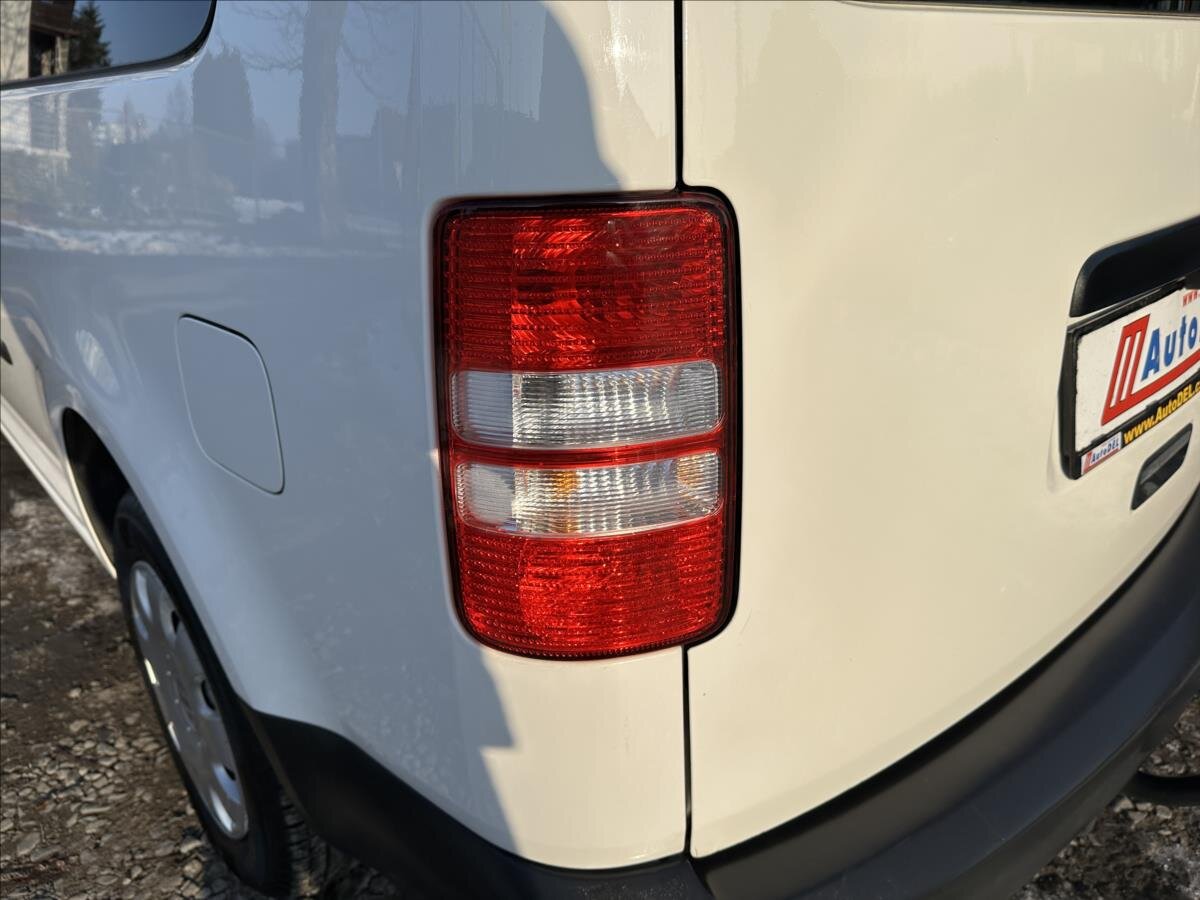 Volkswagen Caddy Kombi 1,6 l 75 kw