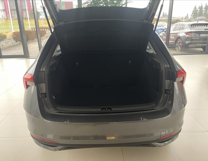 Škoda Scala Hatchback 1,5 l 0