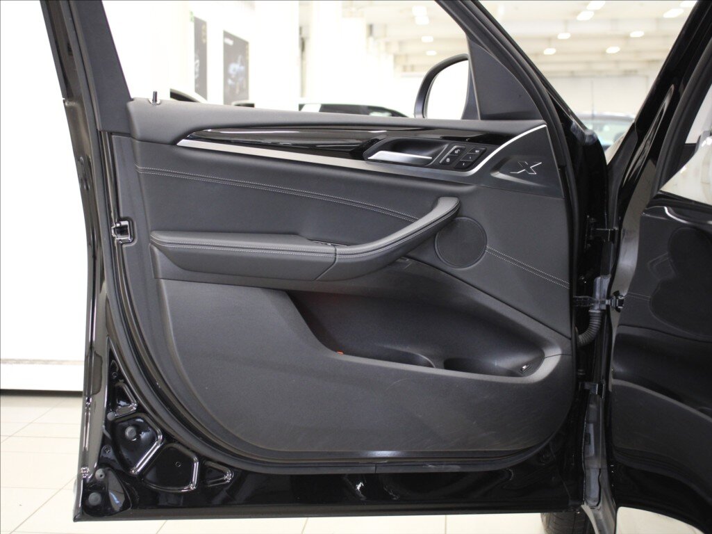 BMW X3 SUV 2,0 l 215 kw