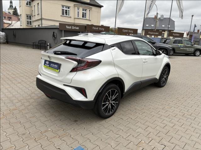 Toyota C-HR SUV 1,2 l 85 kw