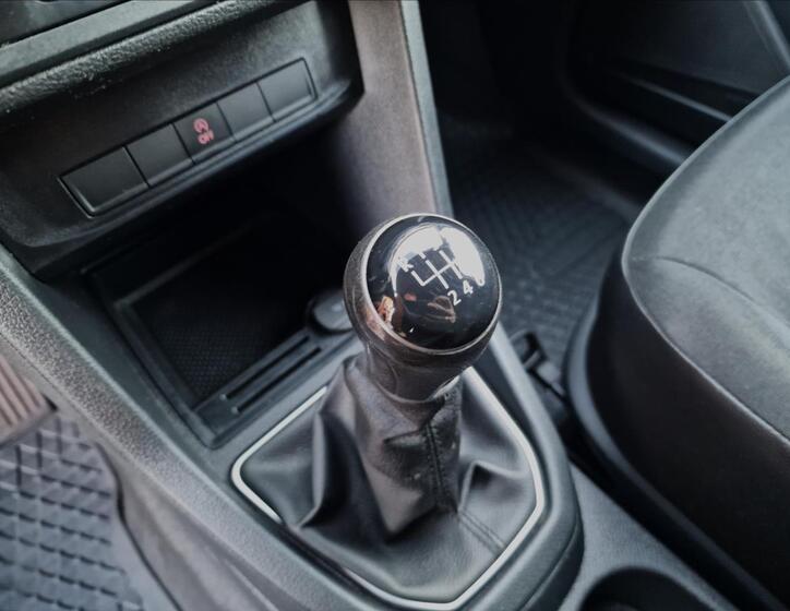 Volkswagen Caddy 34