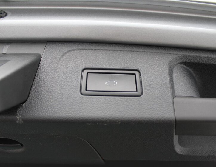 Volkswagen Passat Kombi 2,0 l 176 kw