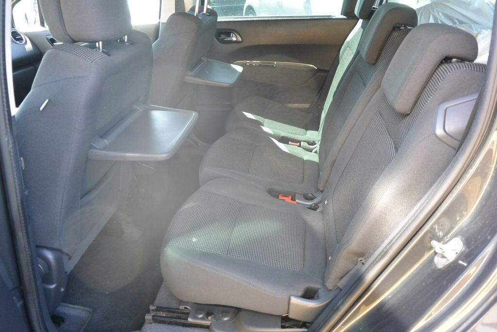 Peugeot 5008 MPV 1,6 l 88 kw