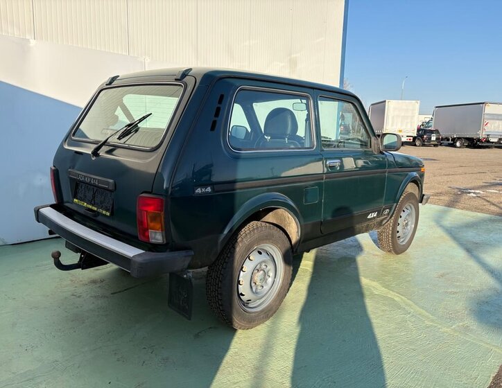 Lada Niva SUV 1,7 l 61 kw