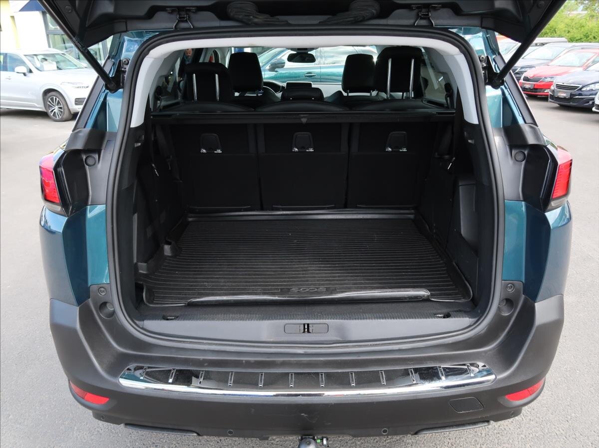 Peugeot 5008 SUV / Terénní 1,2 l 96 kw