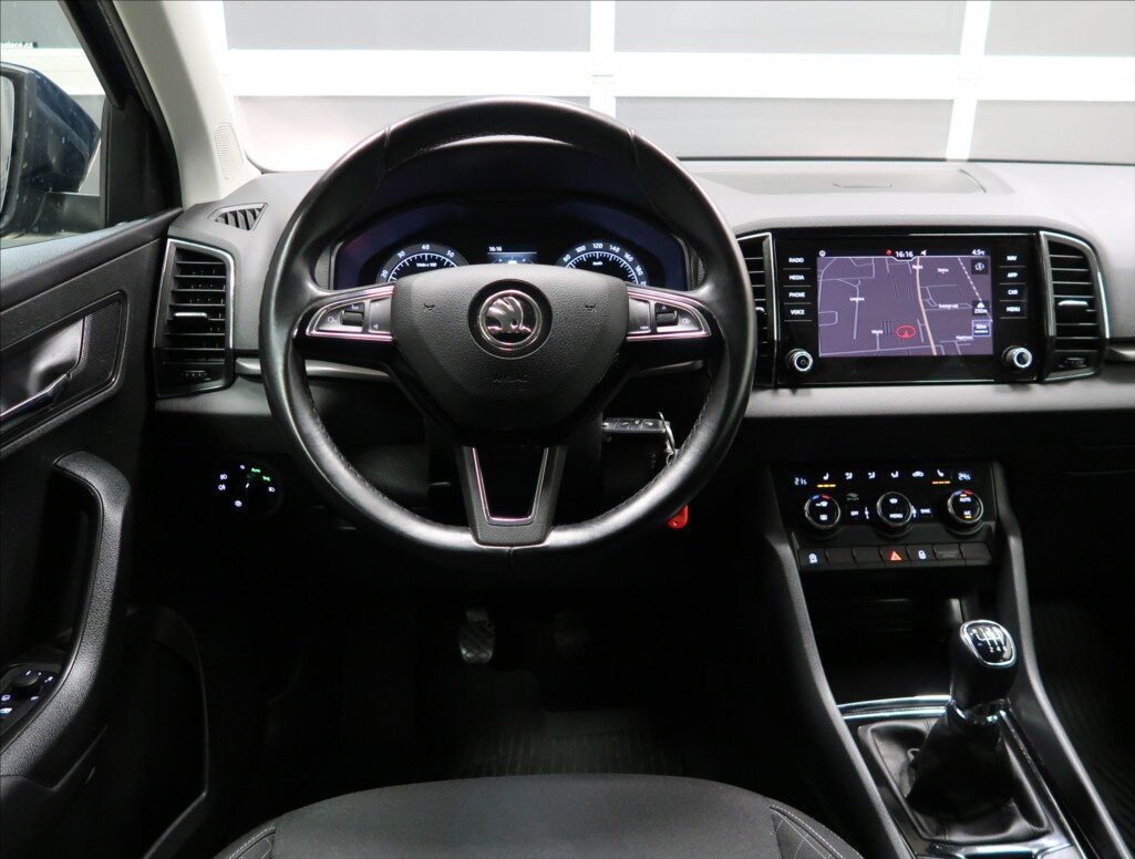 Škoda Karoq SUV / Terénní 1,5 l 110 kw