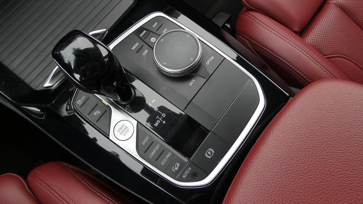 BMW X3 SUV / Terénní 2,0 l 140 kw