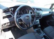 Volkswagen Touran 20