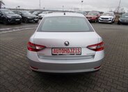 Škoda Superb Sedan / Limuzína 2,0 l 110 kw