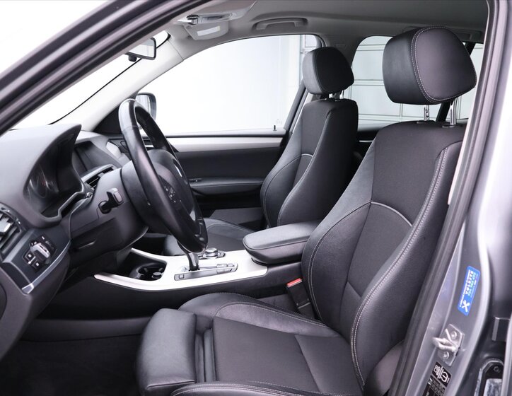 BMW X3 SUV / Terénní 2,0 l 135 kw