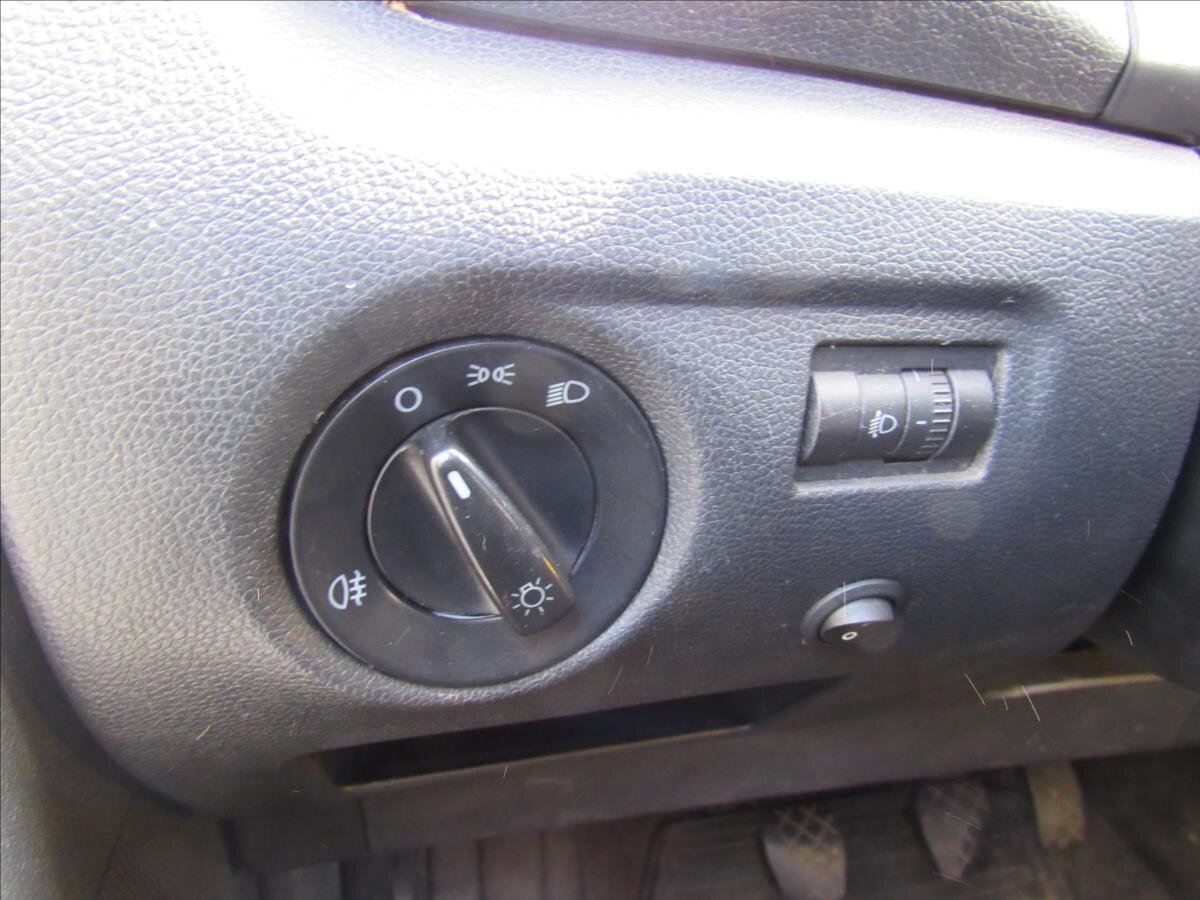 Škoda Praktik Skříň 1,2 l 51 kw