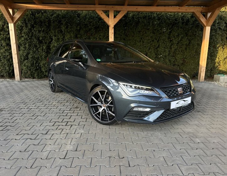 Seat Leon Kombi 2,0 l 221 kw