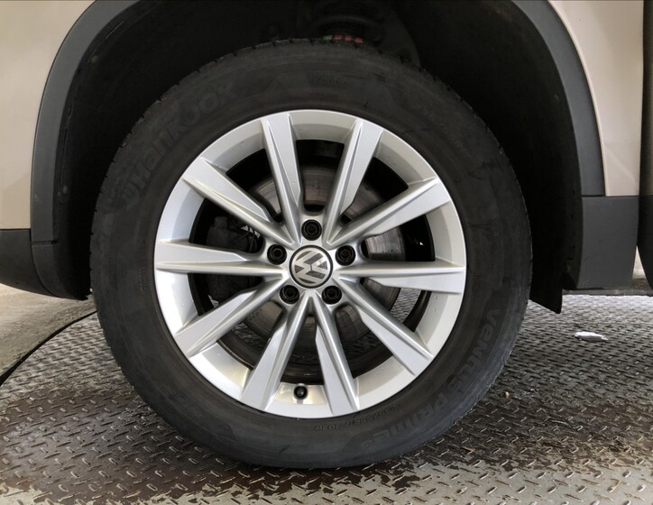 Volkswagen Tiguan 29