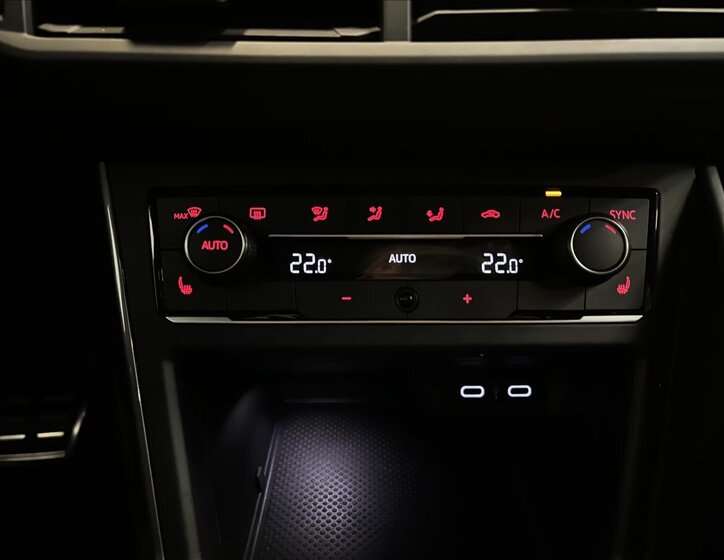 Volkswagen Polo Hatchback 1,5 l 110 kw