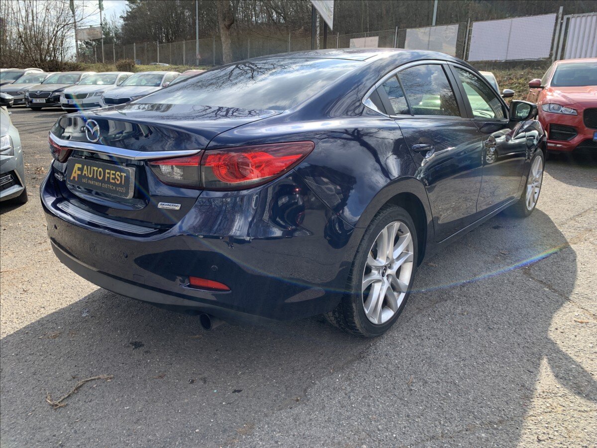 Mazda 6 Sedan / Limuzína 2,2 l 129 kw