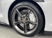 Porsche Taycan 24