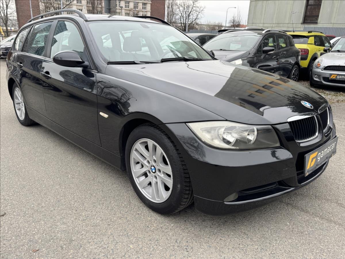 BMW Řada 3 Kombi 2,0 l 120 kw