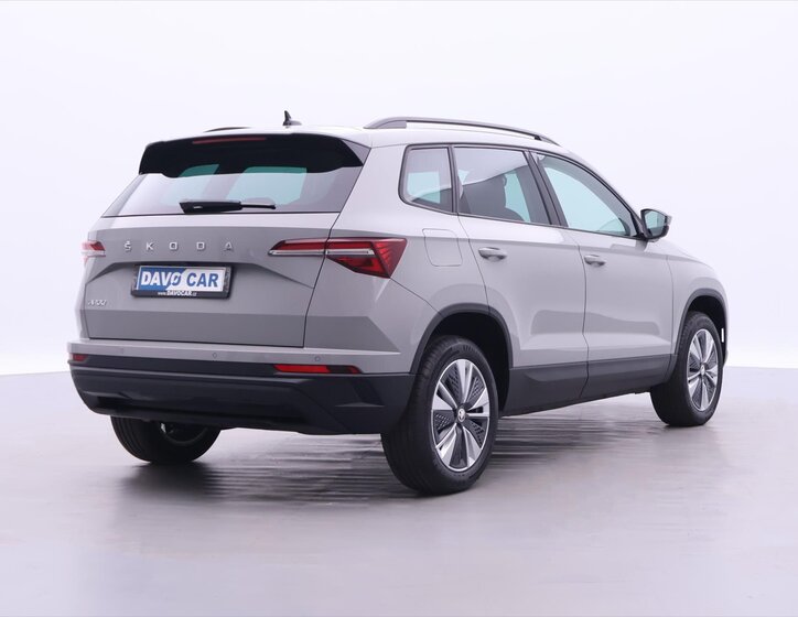 Škoda Karoq SUV / Terénní 1,5 l 110 kw