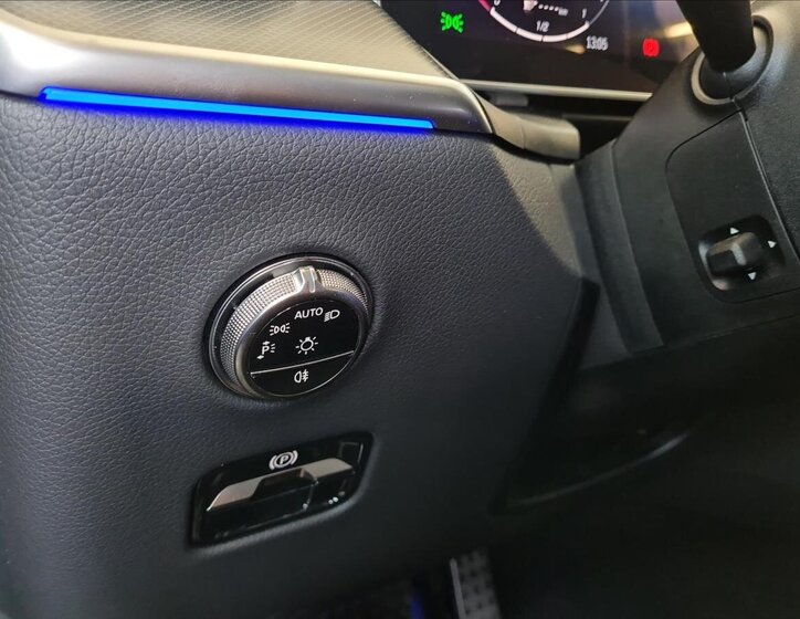 Mercedes-Benz GLC SUV 2,0 l 190 kw