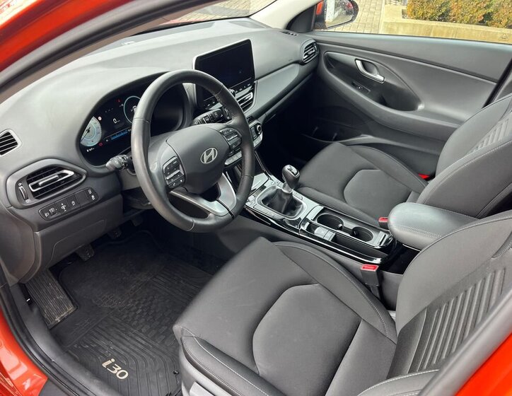 Hyundai i30 Kombi 998,0 73 kw