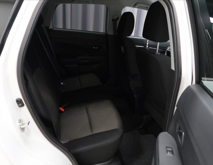 Mitsubishi ASX SUV 1,8 l 110 kw