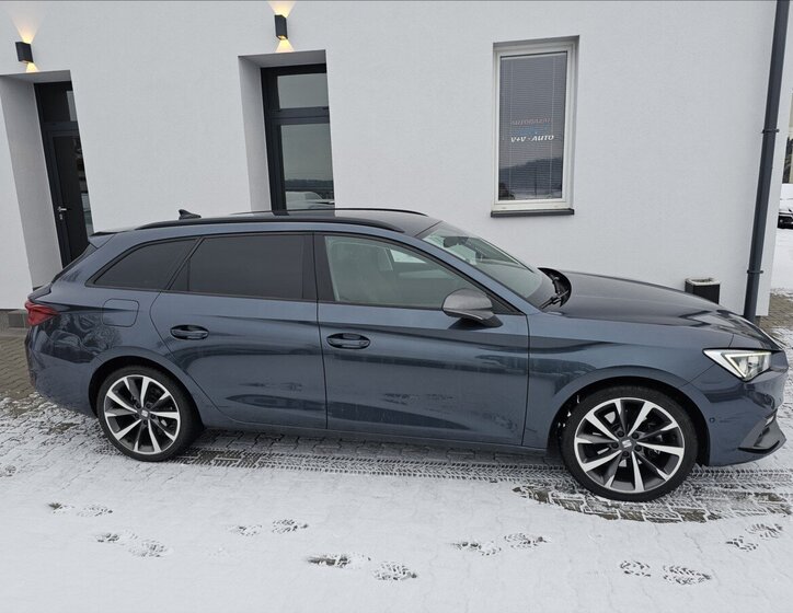 Seat Leon Kombi 2,0 l 110 kw