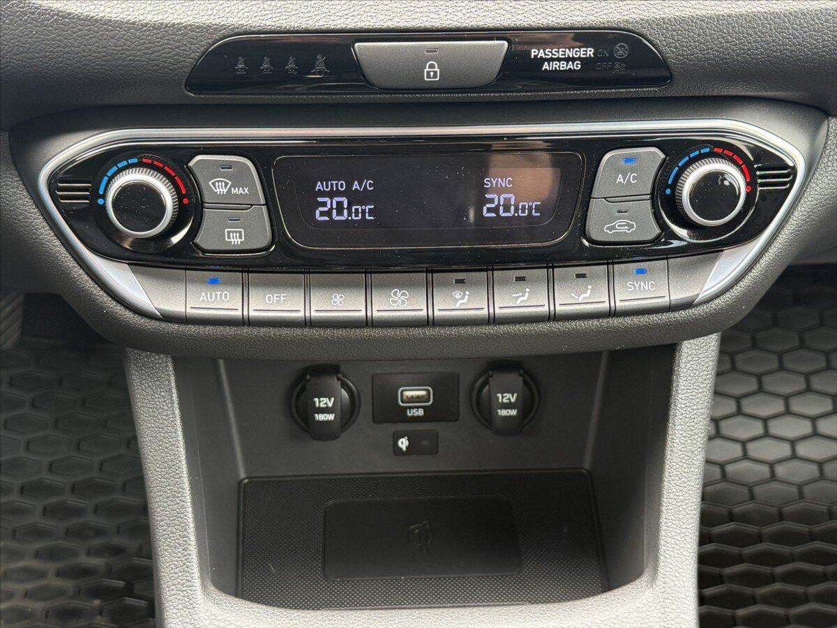 Hyundai i30 Kombi 1,5 l 118 kw