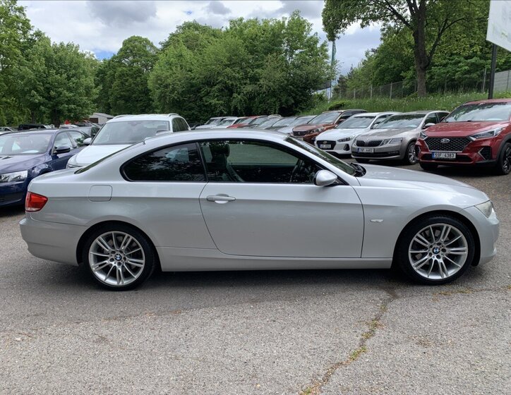 BMW Řada 3 Kupé 3,0 l 200 kw