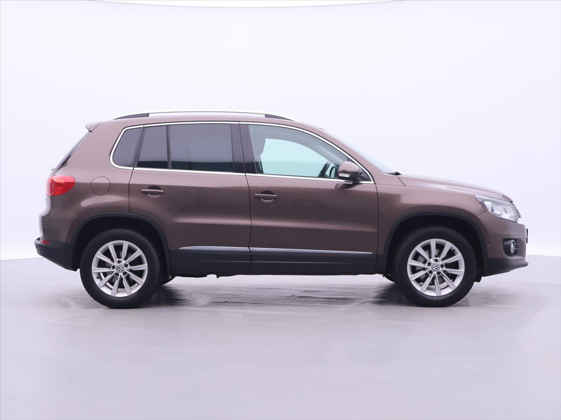 Volkswagen Tiguan SUV 2,0 l 81 kw