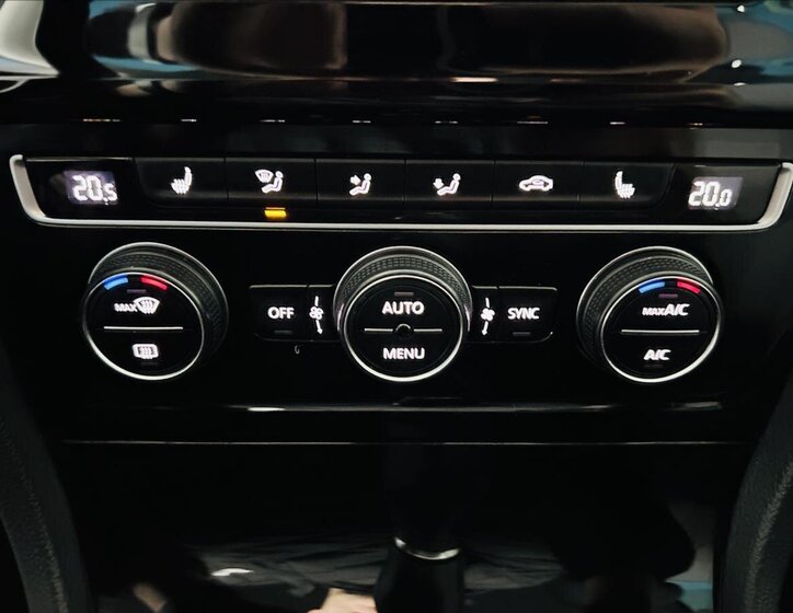 Volkswagen Golf Hatchback 1,4 l 92 kw